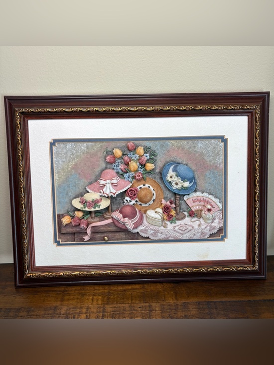 Other - Vintage 3D Resin Collage Wall Art / Floral/ Hats / Tulips